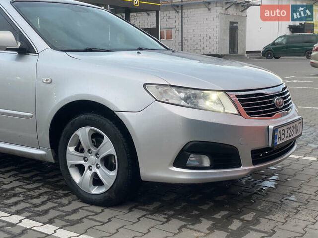 Сірий Кіа Маджентіс, об'ємом двигуна 2 л та пробігом 269 тис. км за 5350 $, фото 22 на Automoto.ua