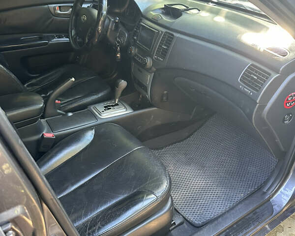 Серый Киа Маджентис, объемом двигателя 2 л и пробегом 310 тыс. км за 5400 $, фото 12 на Automoto.ua