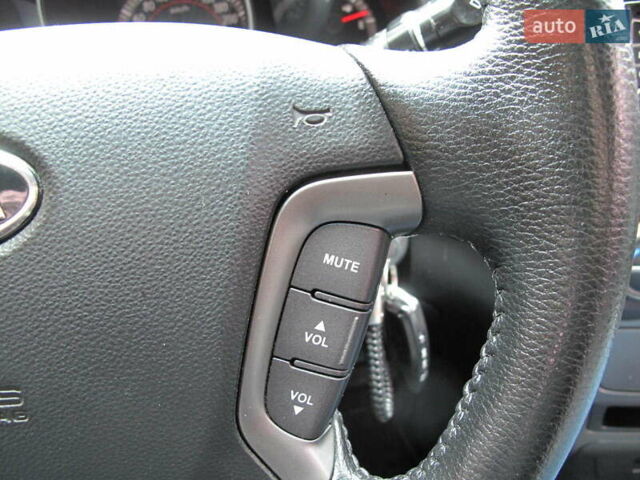 Кіа Маджентіс 2008 у Києві на Automoto.ua Сірий Кіа Маджентіс, об'ємом двигуна 2 л та пробігом 275 тис. км за 5200 $, фото 46 на Automoto.ua