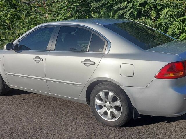 Кіа Маджентіс 2008 у Дніпро (Дніпропетровську) на Automoto.ua Сірий Кіа Маджентіс, об'ємом двигуна 2 л та пробігом 190 тис. км за 5499 $, фото 1 на Automoto.ua