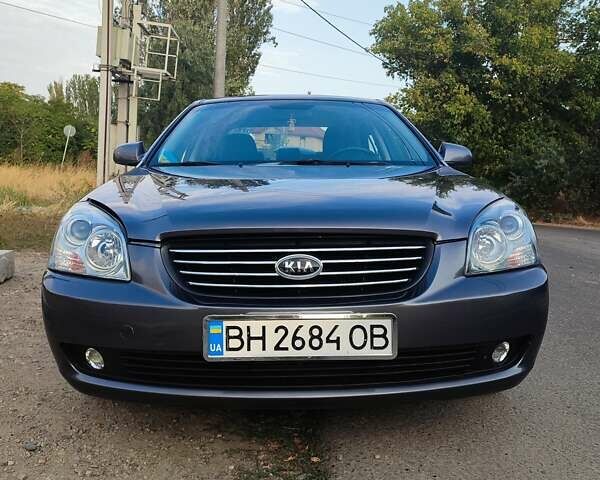 Сірий Кіа Маджентіс, об'ємом двигуна 2 л та пробігом 145 тис. км за 6300 $, фото 11 на Automoto.ua