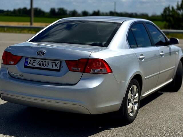 Сірий Кіа Маджентіс, об'ємом двигуна 2 л та пробігом 208 тис. км за 7200 $, фото 6 на Automoto.ua