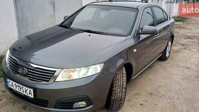 Сірий Кіа Маджентіс, об'ємом двигуна 2 л та пробігом 191 тис. км за 7700 $, фото 1 на Automoto.ua