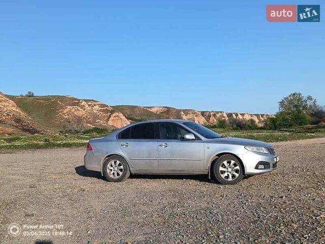 Серый Киа Маджентис, объемом двигателя 2 л и пробегом 158 тыс. км за 6000 $, фото 3 на Automoto.ua