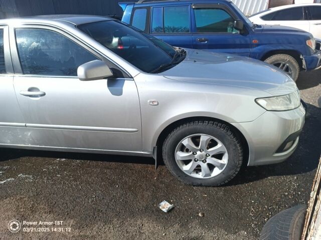 Сірий Кіа Маджентіс, об'ємом двигуна 2 л та пробігом 157 тис. км за 6000 $, фото 2 на Automoto.ua