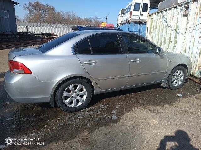 Сірий Кіа Маджентіс, об'ємом двигуна 2 л та пробігом 157 тис. км за 6000 $, фото 7 на Automoto.ua