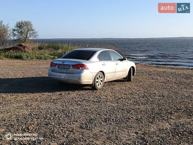 Серый Киа Маджентис, объемом двигателя 2 л и пробегом 158 тыс. км за 6000 $, фото 5 на Automoto.ua
