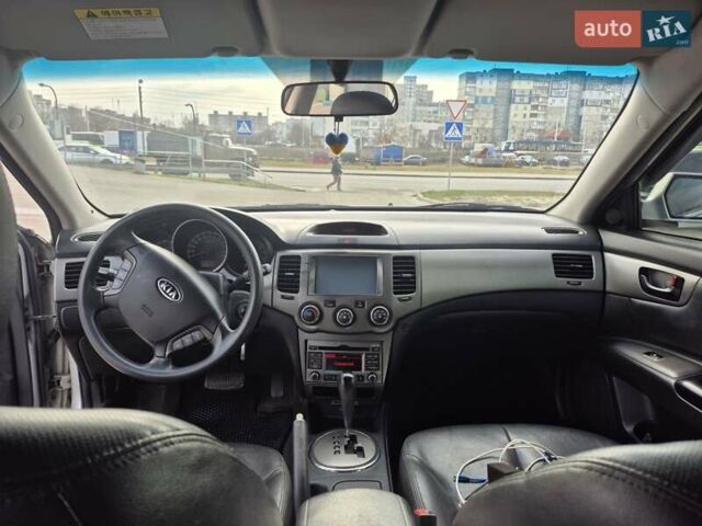 Серый Киа Маджентис, объемом двигателя 2 л и пробегом 315 тыс. км за 5200 $, фото 8 на Automoto.ua