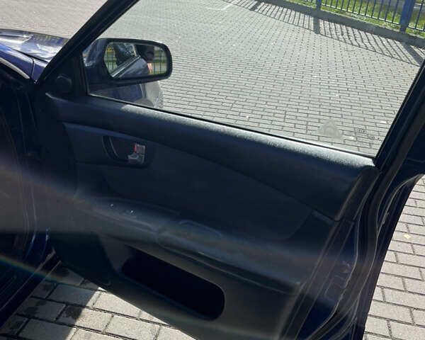 Синий Киа Маджентис, объемом двигателя 1.99 л и пробегом 280 тыс. км за 4700 $, фото 16 на Automoto.ua