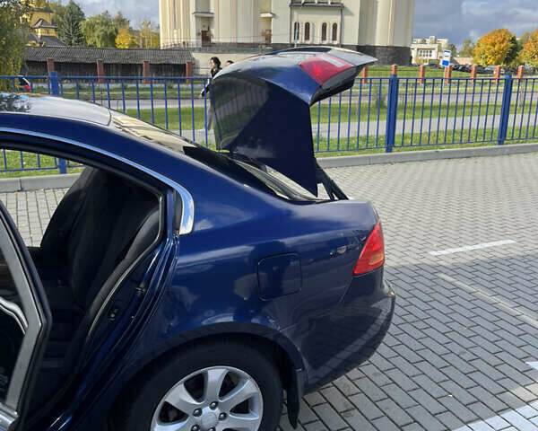 Синій Кіа Маджентіс, об'ємом двигуна 1.99 л та пробігом 285 тис. км за 5500 $, фото 26 на Automoto.ua