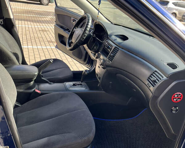 Синий Киа Маджентис, объемом двигателя 1.99 л и пробегом 280 тыс. км за 4700 $, фото 17 на Automoto.ua