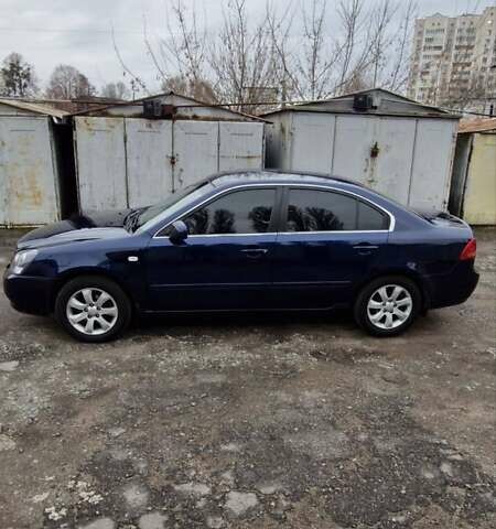 Синій Кіа Маджентіс, об'ємом двигуна 2 л та пробігом 110 тис. км за 5700 $, фото 1 на Automoto.ua
