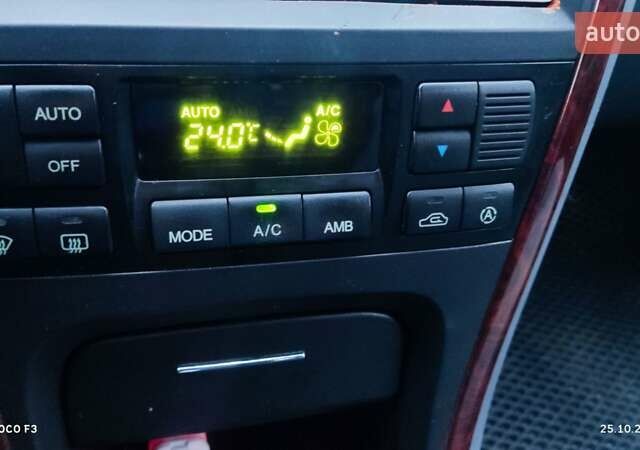 Зелений Кіа Маджентіс, об'ємом двигуна 2 л та пробігом 260 тис. км за 3950 $, фото 17 на Automoto.ua