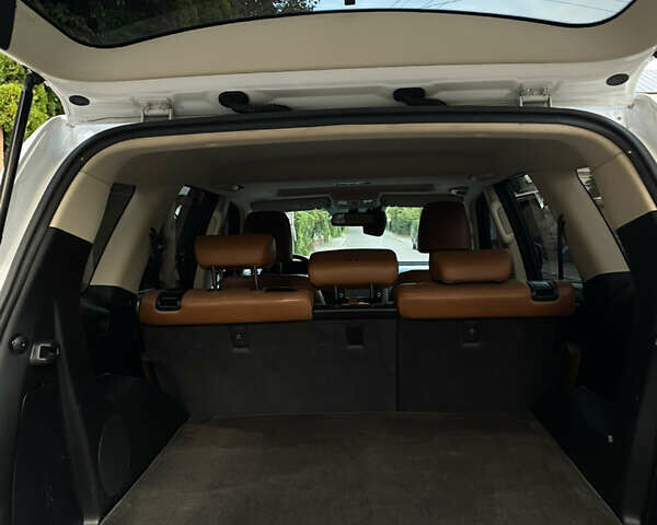 Білий Кіа Мохаве, об'ємом двигуна 3 л та пробігом 83 тис. км за 27500 $, фото 41 на Automoto.ua