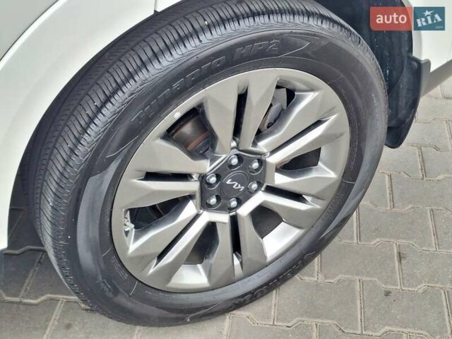 Белый Киа Мохаве, объемом двигателя 2.96 л и пробегом 38 тыс. км за 48950 $, фото 11 на Automoto.ua