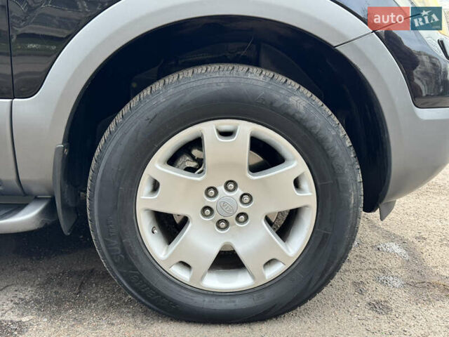 Черный Киа Мохаве, объемом двигателя 3.78 л и пробегом 180 тыс. км за 9599 $, фото 20 на Automoto.ua