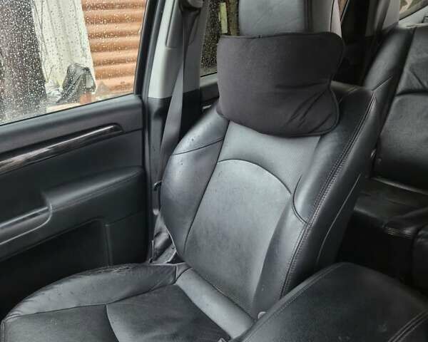 Чорний Кіа Мохаве, об'ємом двигуна 3.78 л та пробігом 296 тис. км за 13700 $, фото 16 на Automoto.ua