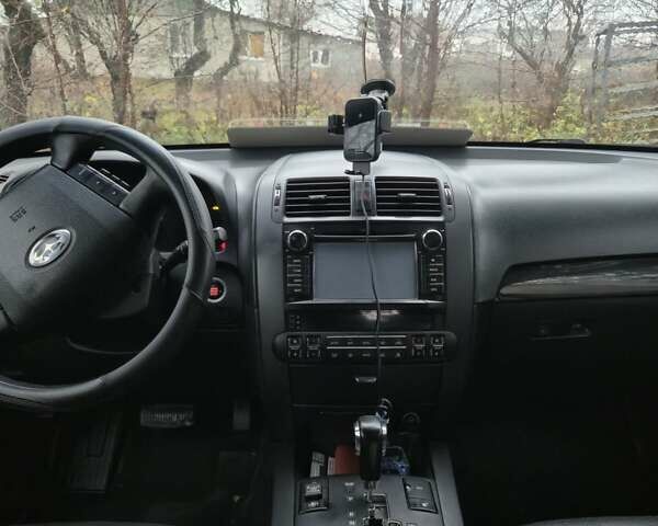 Чорний Кіа Мохаве, об'ємом двигуна 3.78 л та пробігом 296 тис. км за 13700 $, фото 10 на Automoto.ua