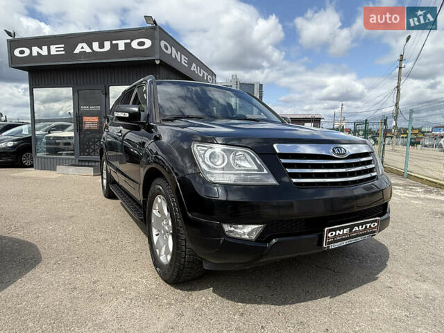 Чорний Кіа Мохаве, об'ємом двигуна 2.96 л та пробігом 318 тис. км за 13490 $, фото 11 на Automoto.ua