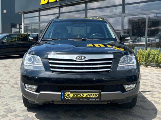 Черный Киа Мохаве, объемом двигателя 3 л и пробегом 194 тыс. км за 13990 $, фото 1 на Automoto.ua