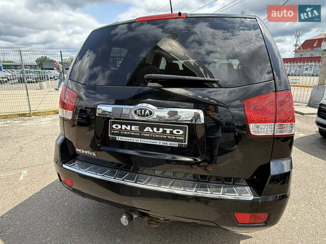 Чорний Кіа Мохаве, об'ємом двигуна 2.96 л та пробігом 318 тис. км за 13490 $, фото 6 на Automoto.ua