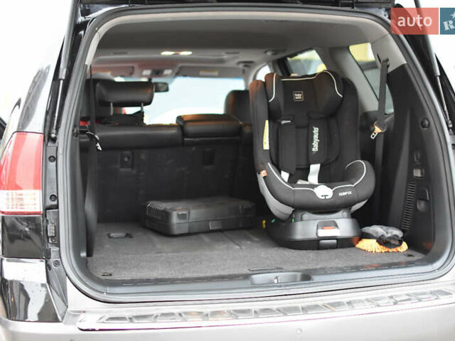 Черный Киа Мохаве, объемом двигателя 2.96 л и пробегом 160 тыс. км за 15500 $, фото 14 на Automoto.ua