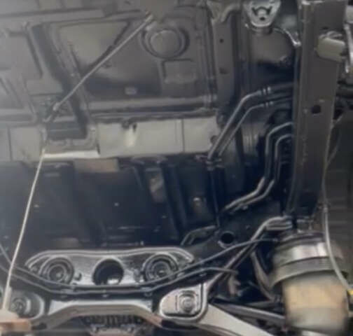 Черный Киа Мохаве, объемом двигателя 2.96 л и пробегом 315 тыс. км за 12500 $, фото 29 на Automoto.ua