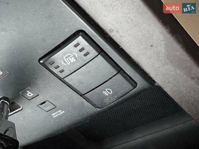 Чорний Кіа Мохаве, об'ємом двигуна 3 л та пробігом 244 тис. км за 15890 $, фото 22 на Automoto.ua