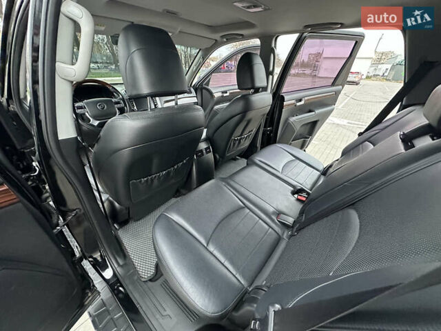 Черный Киа Мохаве, объемом двигателя 2.96 л и пробегом 188 тыс. км за 23500 $, фото 24 на Automoto.ua