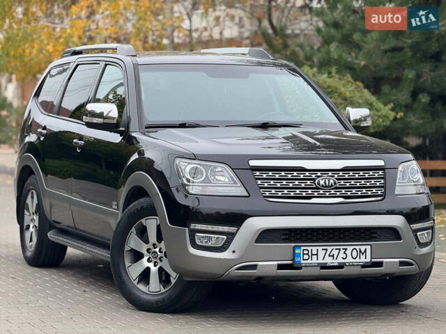Черный Киа Мохаве, объемом двигателя 2.96 л и пробегом 190 тыс. км за 16900 $, фото 4 на Automoto.ua