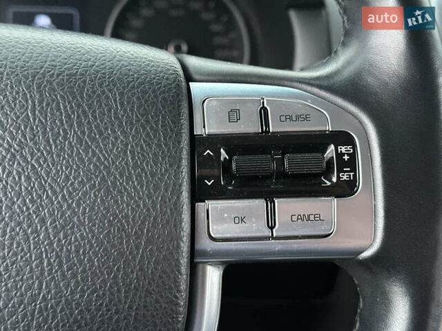 Черный Киа Мохаве, объемом двигателя 2.96 л и пробегом 188 тыс. км за 23500 $, фото 53 на Automoto.ua