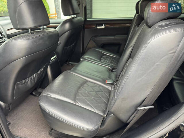 Черный Киа Мохаве, объемом двигателя 2.96 л и пробегом 190 тыс. км за 16900 $, фото 24 на Automoto.ua