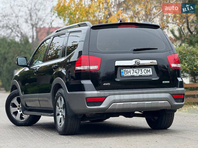 Черный Киа Мохаве, объемом двигателя 2.96 л и пробегом 190 тыс. км за 16900 $, фото 11 на Automoto.ua