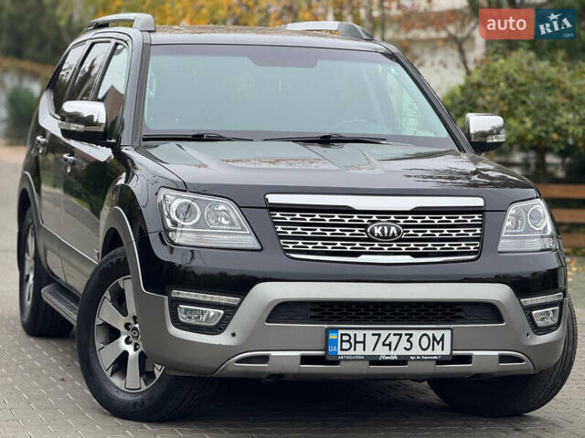 Черный Киа Мохаве, объемом двигателя 2.96 л и пробегом 190 тыс. км за 16900 $, фото 3 на Automoto.ua