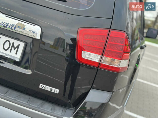 Черный Киа Мохаве, объемом двигателя 2.96 л и пробегом 188 тыс. км за 23500 $, фото 21 на Automoto.ua