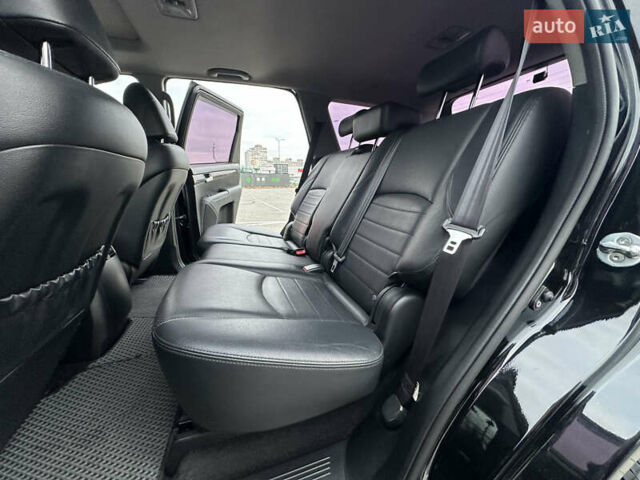 Черный Киа Мохаве, объемом двигателя 2.96 л и пробегом 188 тыс. км за 23500 $, фото 26 на Automoto.ua