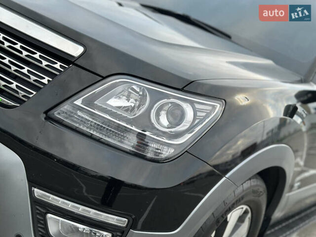 Черный Киа Мохаве, объемом двигателя 2.96 л и пробегом 188 тыс. км за 23500 $, фото 17 на Automoto.ua