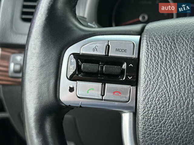 Черный Киа Мохаве, объемом двигателя 2.96 л и пробегом 188 тыс. км за 23500 $, фото 54 на Automoto.ua