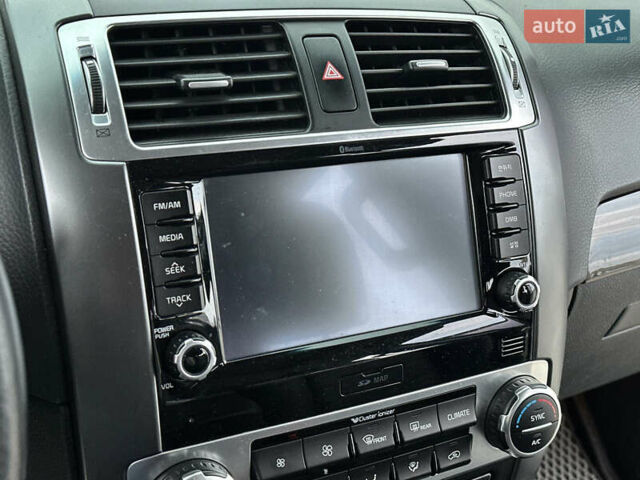 Черный Киа Мохаве, объемом двигателя 2.96 л и пробегом 188 тыс. км за 23500 $, фото 49 на Automoto.ua