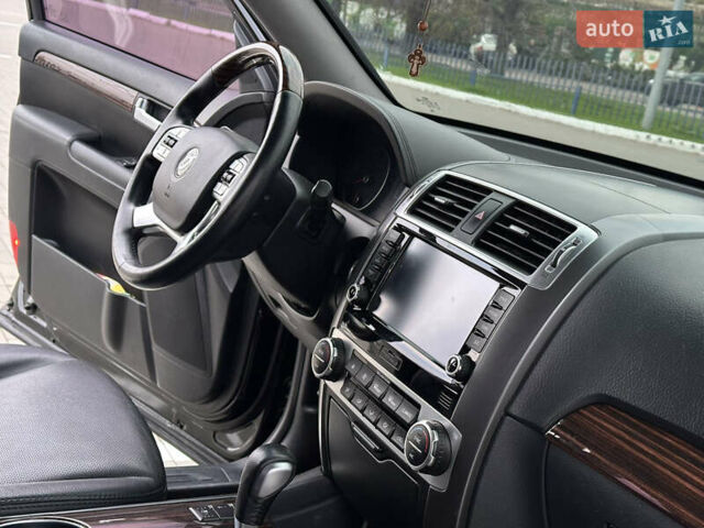 Черный Киа Мохаве, объемом двигателя 2.96 л и пробегом 188 тыс. км за 23500 $, фото 37 на Automoto.ua