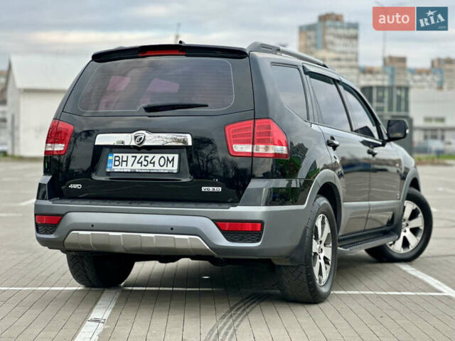 Черный Киа Мохаве, объемом двигателя 2.96 л и пробегом 188 тыс. км за 23500 $, фото 3 на Automoto.ua