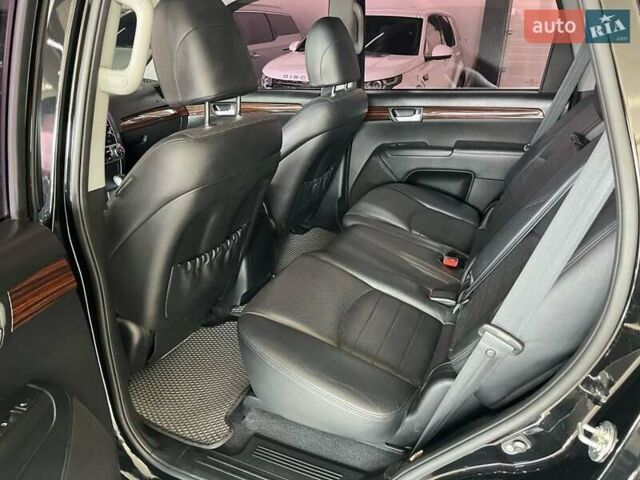 Черный Киа Мохаве, объемом двигателя 2.96 л и пробегом 187 тыс. км за 24500 $, фото 20 на Automoto.ua