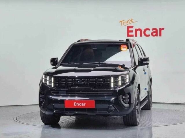 Черный Киа Мохаве, объемом двигателя 3 л и пробегом 36 тыс. км за 35000 $, фото 1 на Automoto.ua