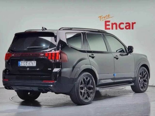 Черный Киа Мохаве, объемом двигателя 3 л и пробегом 36 тыс. км за 35000 $, фото 2 на Automoto.ua