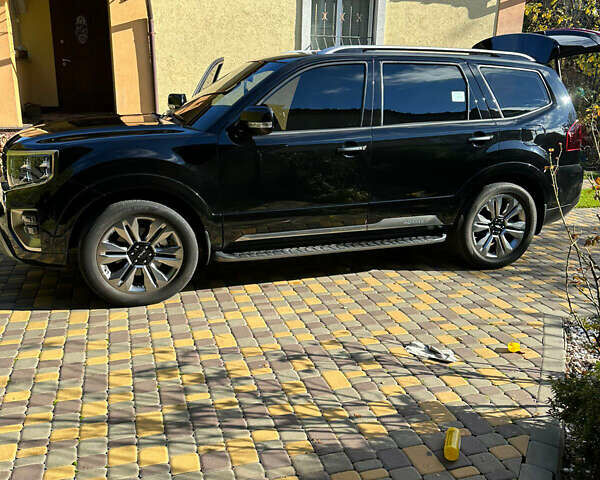 Чорний Кіа Мохаве, об'ємом двигуна 2.96 л та пробігом 23 тис. км за 53000 $, фото 3 на Automoto.ua