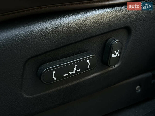 Коричневий Кіа Мохаве, об'ємом двигуна 3.78 л та пробігом 252 тис. км за 9500 $, фото 28 на Automoto.ua