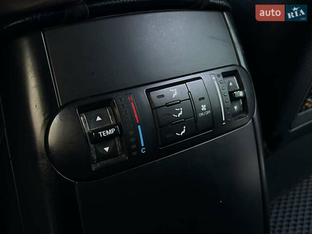 Коричневий Кіа Мохаве, об'ємом двигуна 3.78 л та пробігом 252 тис. км за 9500 $, фото 15 на Automoto.ua