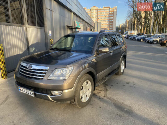 Коричневый Киа Мохаве, объемом двигателя 2.96 л и пробегом 255 тыс. км за 11199 $, фото 5 на Automoto.ua