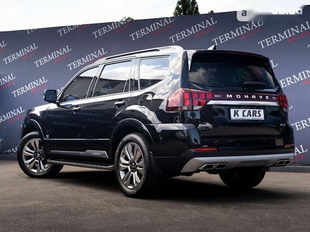 Киа Мохаве, объемом двигателя 3 л и пробегом 14 тыс. км за 55000 $, фото 4 на Automoto.ua