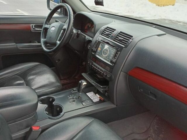 Кіа Мохаве, об'ємом двигуна 3.8 л та пробігом 240 тис. км за 12500 $, фото 4 на Automoto.ua